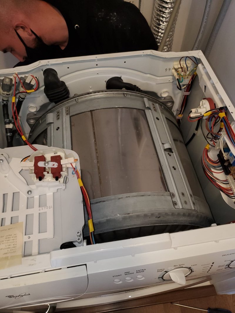 When To Call A Technician For Samsung Washing Machines Error Code E1